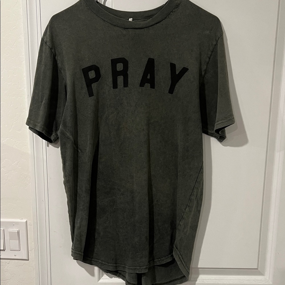 Pray Graphic Men's Shirt - Green